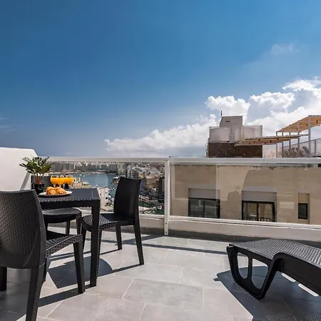 아파트 Private Penthouse & Terrace